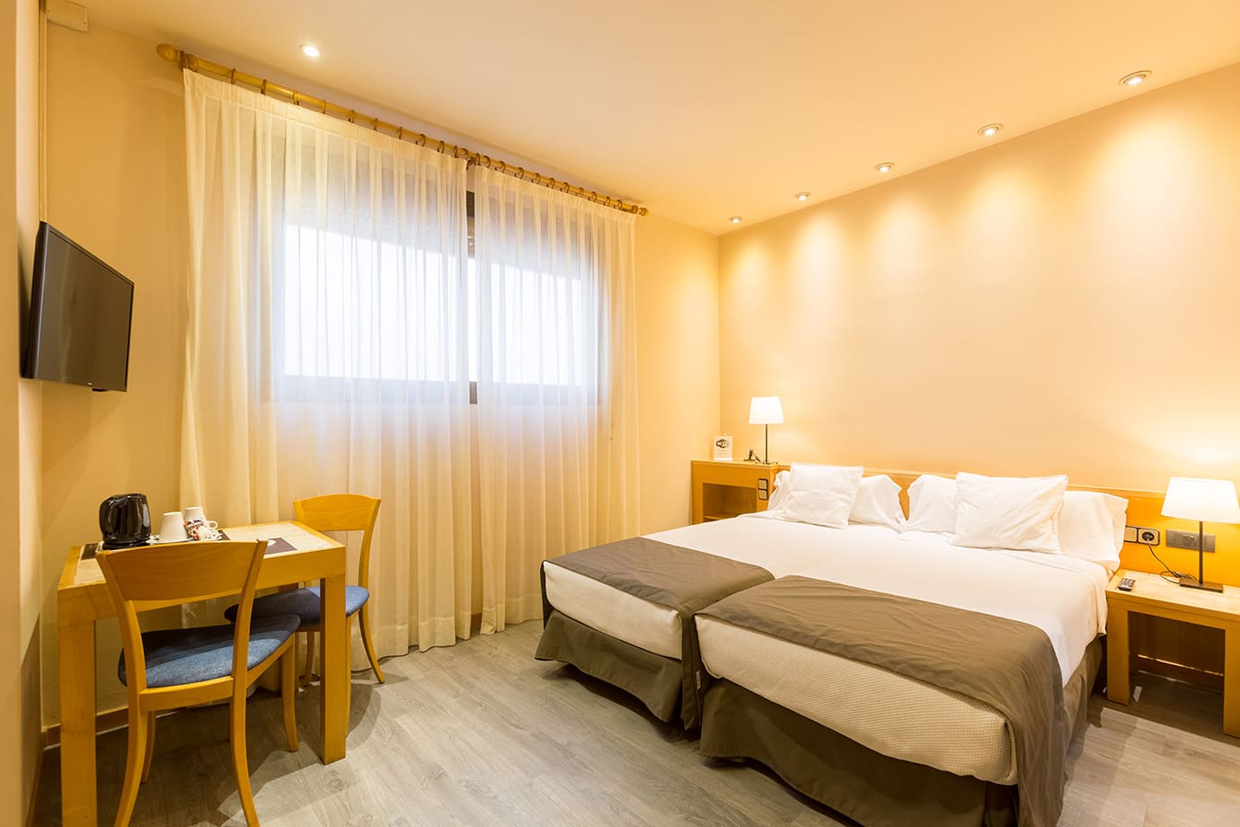 habitación discreta por horas en Barcelona | Vista dormitorio habitación discreta por horas en Barcelona | Vista dormitorio